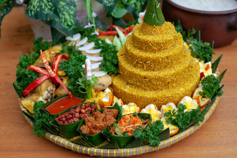 Paket tumpeng Ponyo